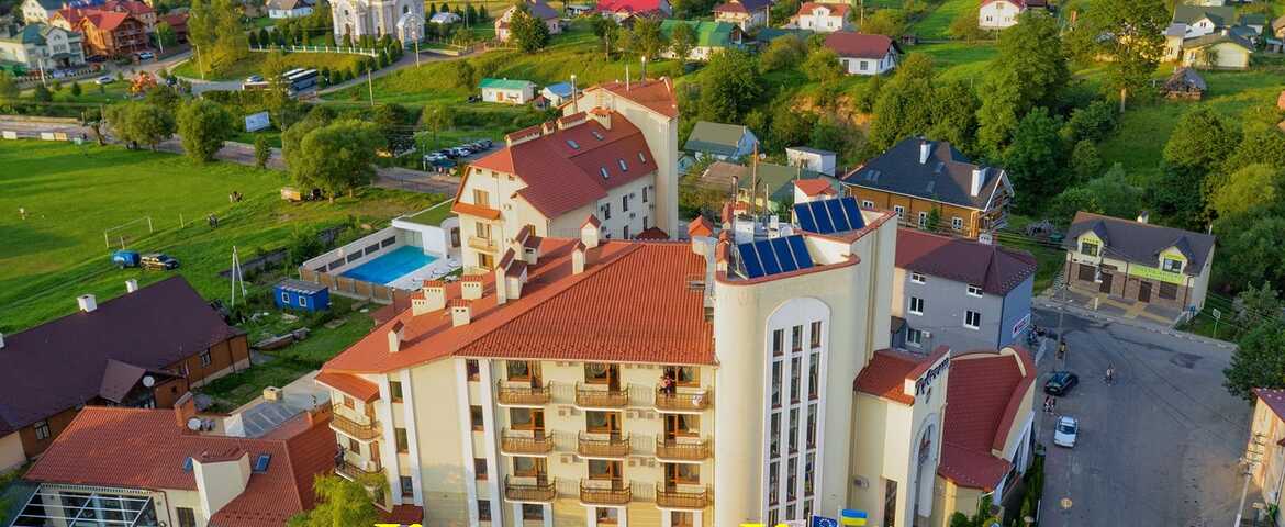 Отель «ТуСтань» в Сходнице